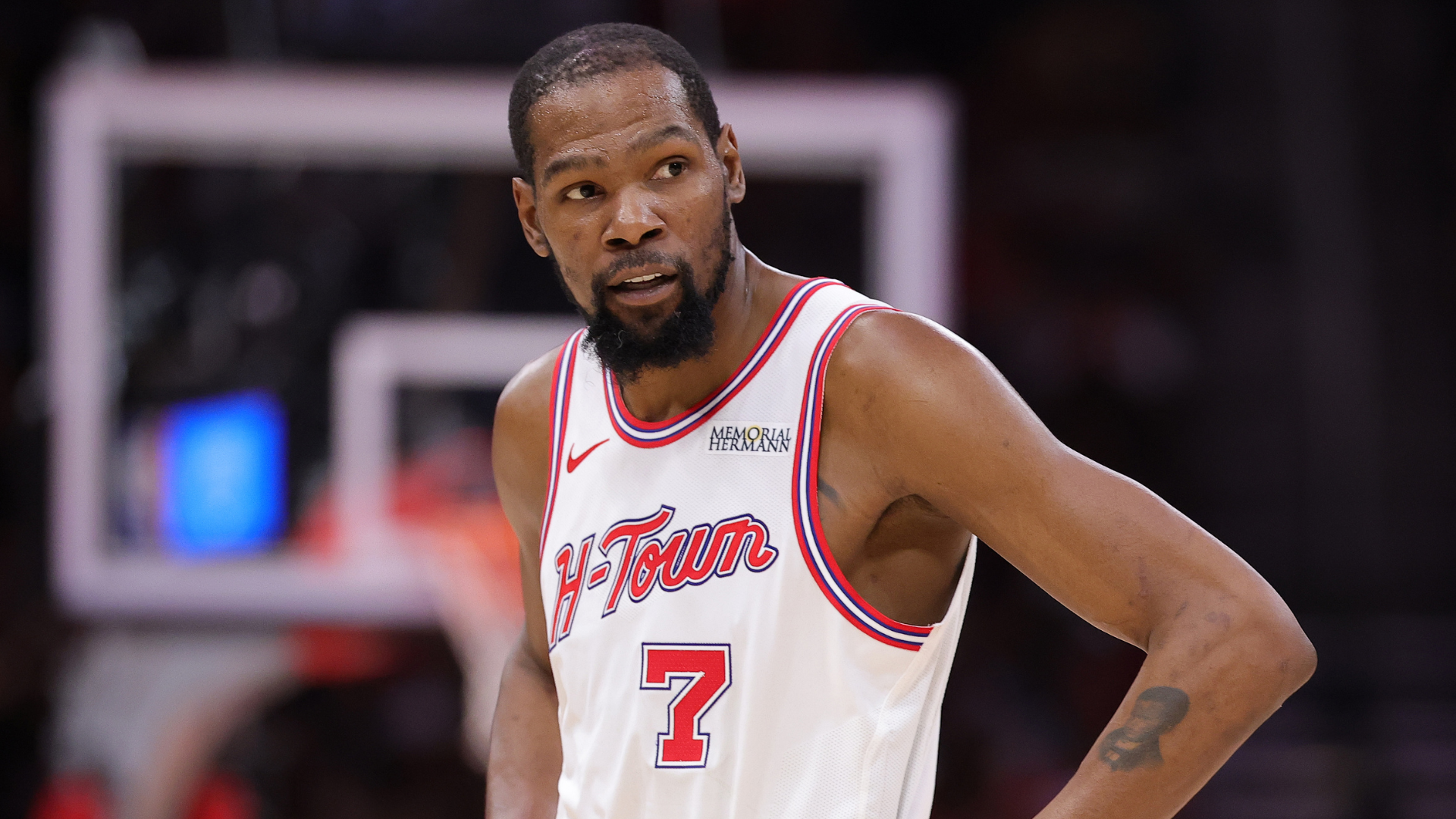 bti体育-马刺把刀递给掘金，火箭白捡一个残血湖人