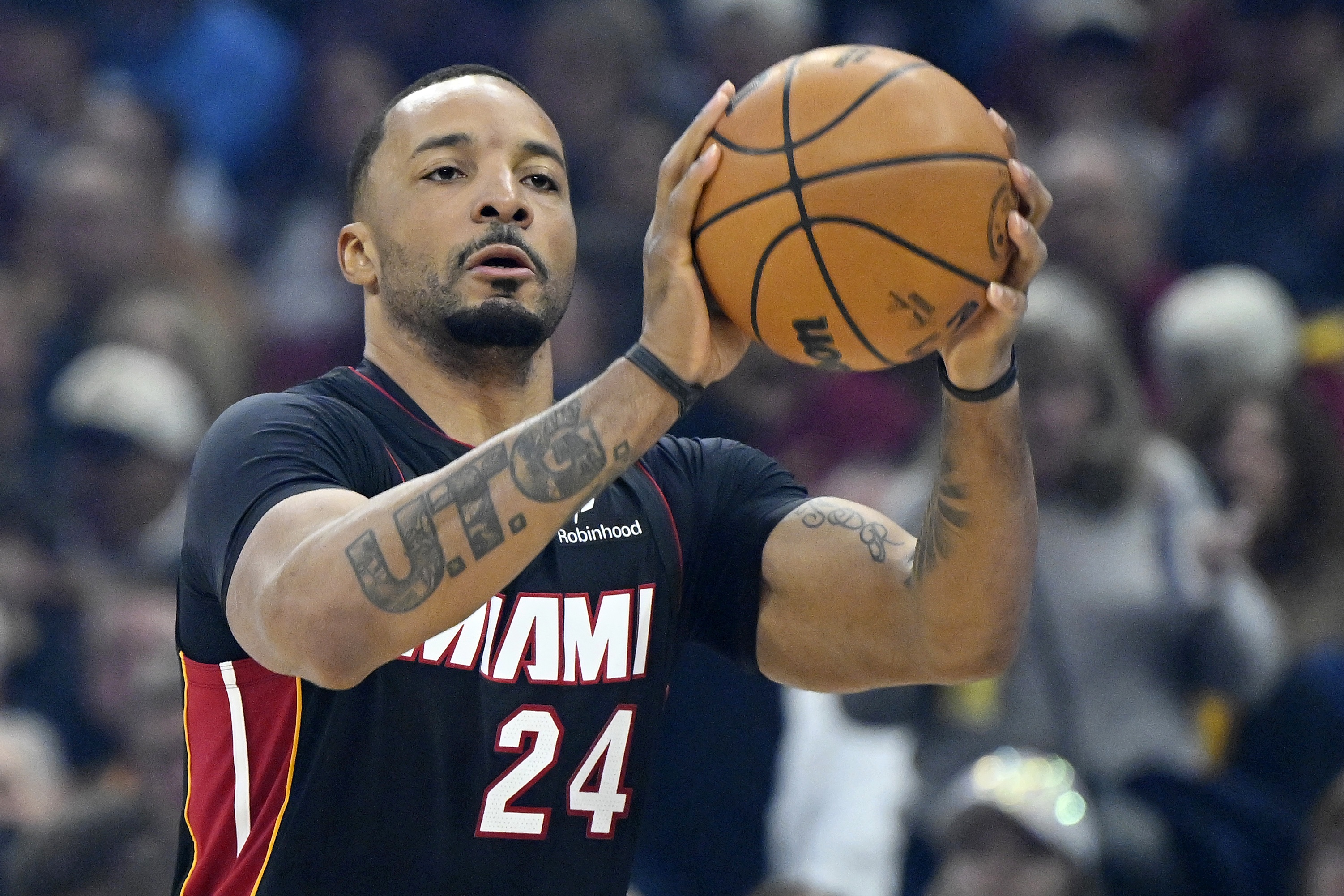 bti体育登录入口-热火客战奇才 鲍威尔&amp;希罗&amp;约维奇缺阵 维金斯可以出战